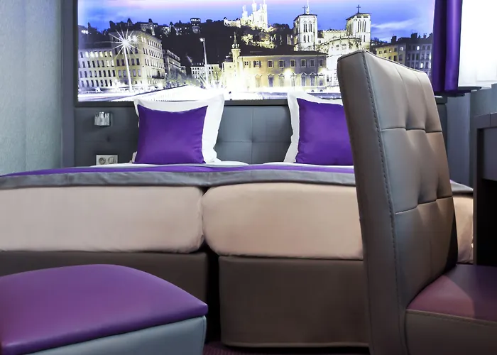 Hotel Des Savoies Lyon Perrache